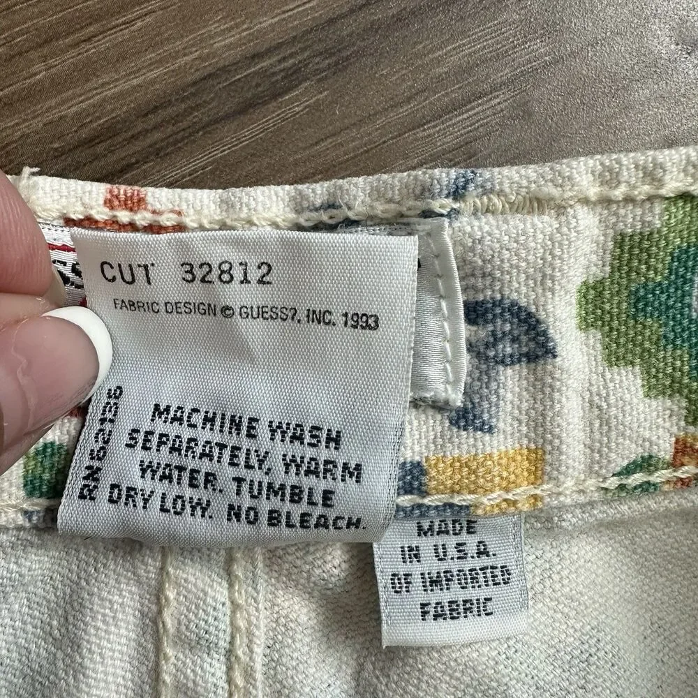 Vintage 90s GUESS USA Southwestern Patchwork Print High Waist Shorts XXS 23”